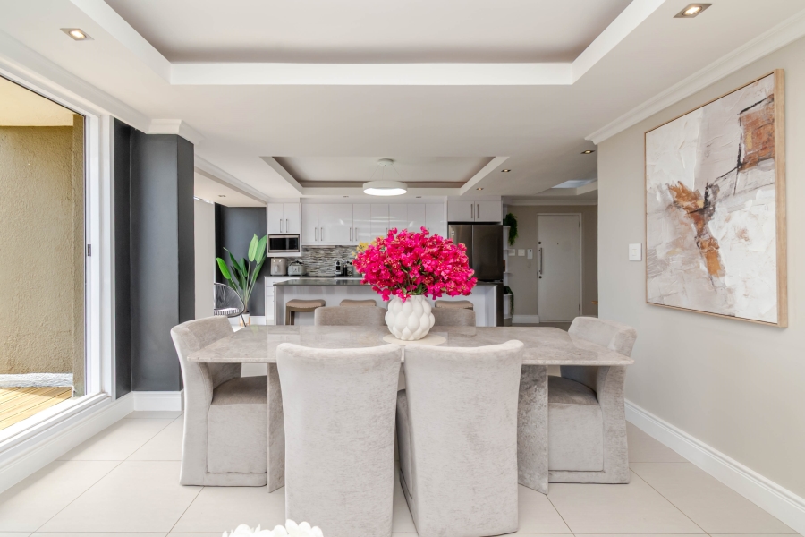 To Let 2 Bedroom Property for Rent in Green Point Western Cape